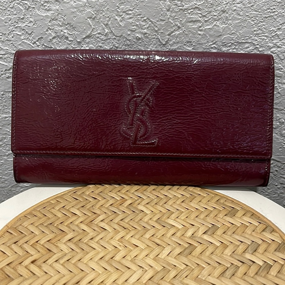 AUTHENTIC YSL CLUTCH EXCELLENT CONDITION